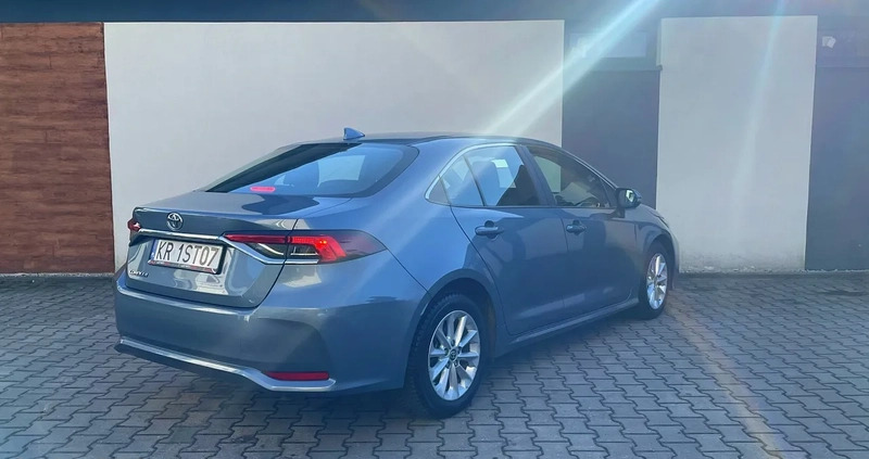 Toyota Corolla cena 70900 przebieg: 84521, rok produkcji 2020 z Police małe 172